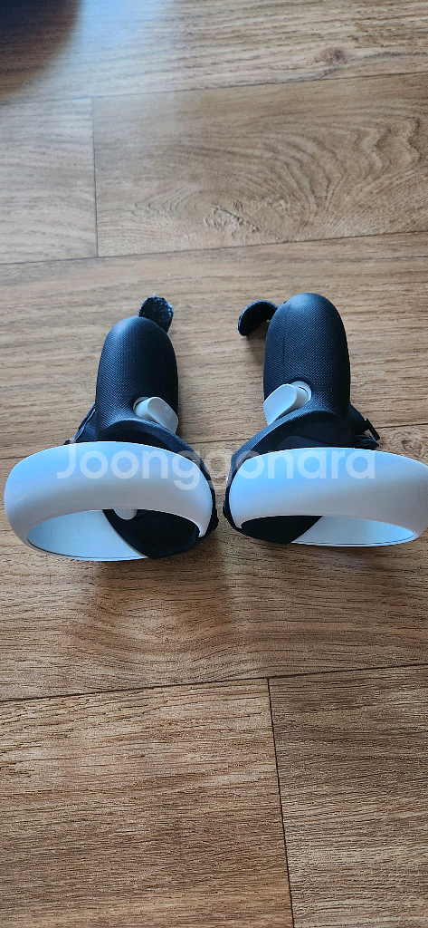 메타퀘스트2 64gb 판매합니다--1