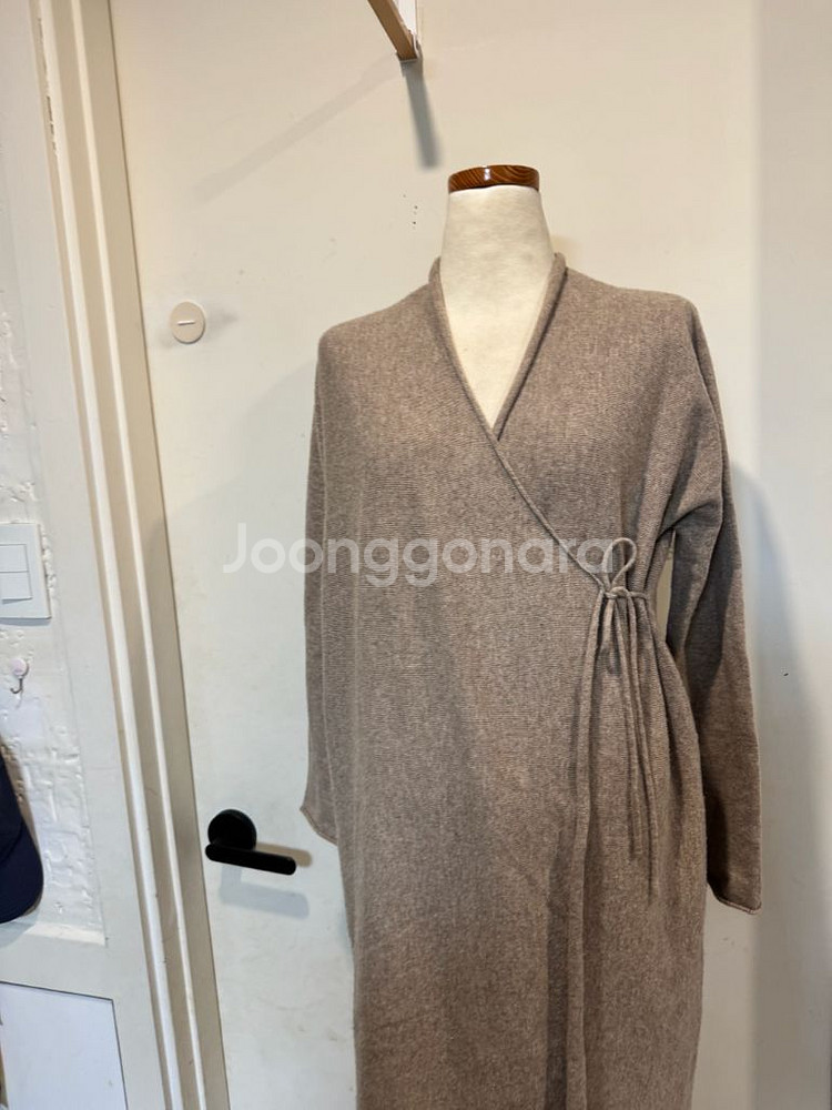 이새 울 캐시미어 랩 가디건--4