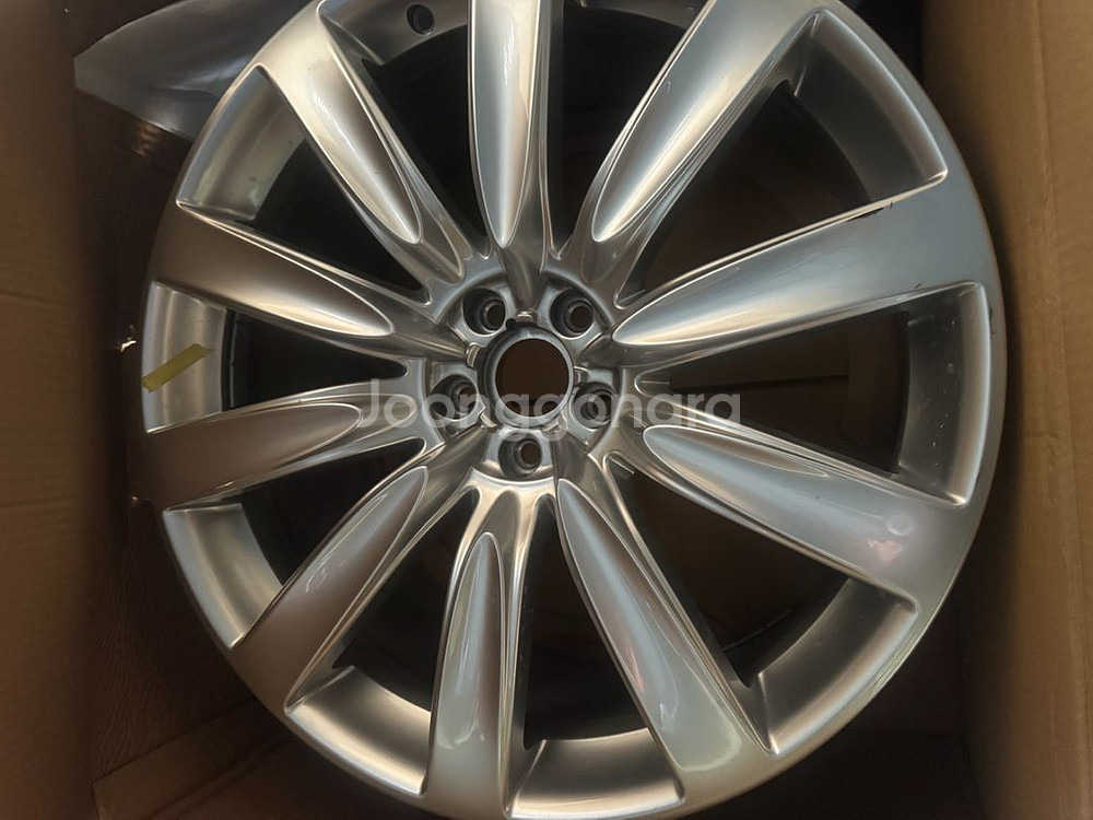 벤틀리정품휠 21인치 22인치--2