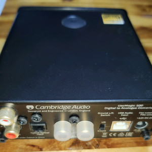 캠브리지 DAC 100