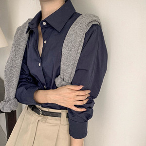 크롭셔츠 & H라인스커트