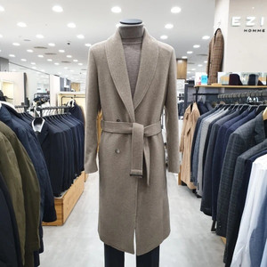 이지오옴므 숄카라 베이지 코트 95사이즈 판매합니다.