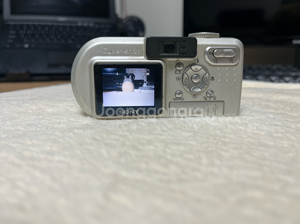 Sony 사이버샷 DSC-P8 빈티지 디카 판매합니다--7