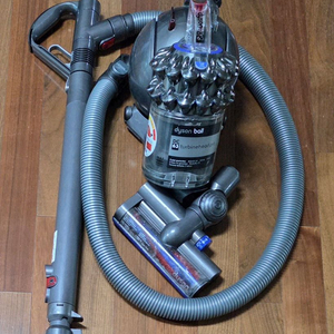 다이슨 유선 청소기 DC63 프로 국내 정발 풀셋트