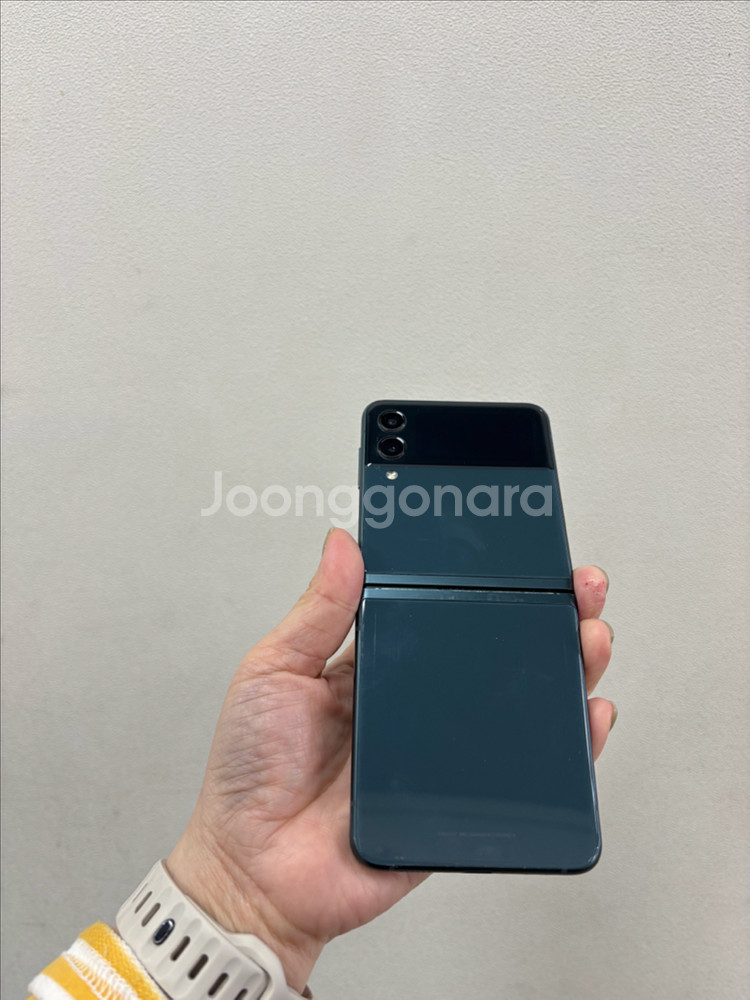 (부산중고폰)갤럭시z플립3 그린 256기가 판매해요--2