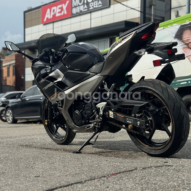 닌자400 19년식2만km 아크라구변 2채널블박 판매--4