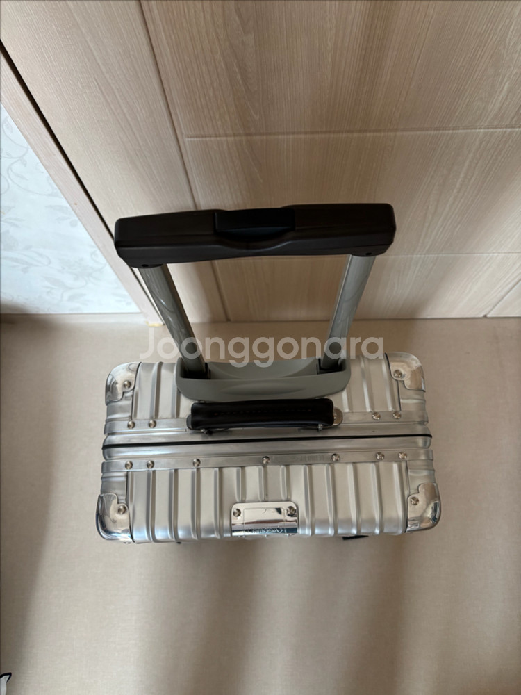 리모와 클래식 캐빈 캐리어--4