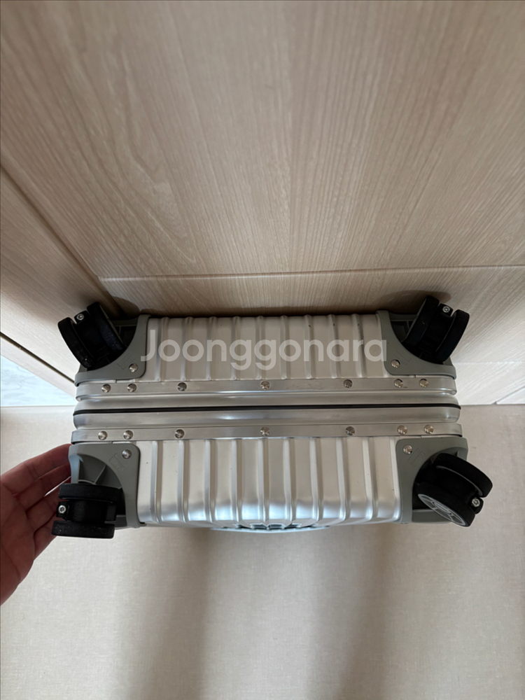 리모와 클래식 캐빈 캐리어--7