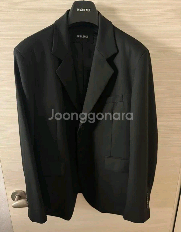 인사일런스 울 블레이저--3