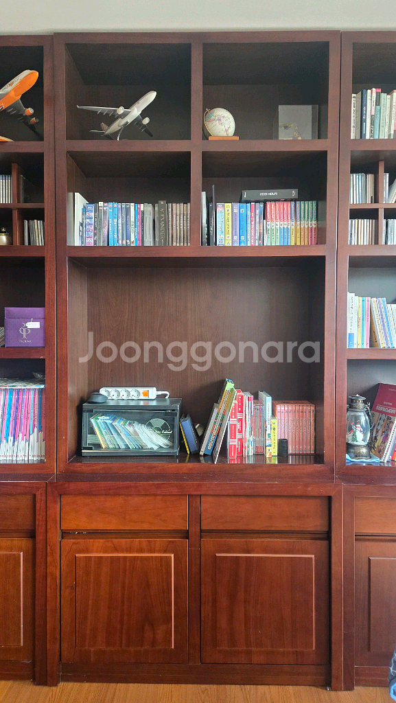 서재 거실 최고급 원목 책장 (4m..6피스로 분리)--2