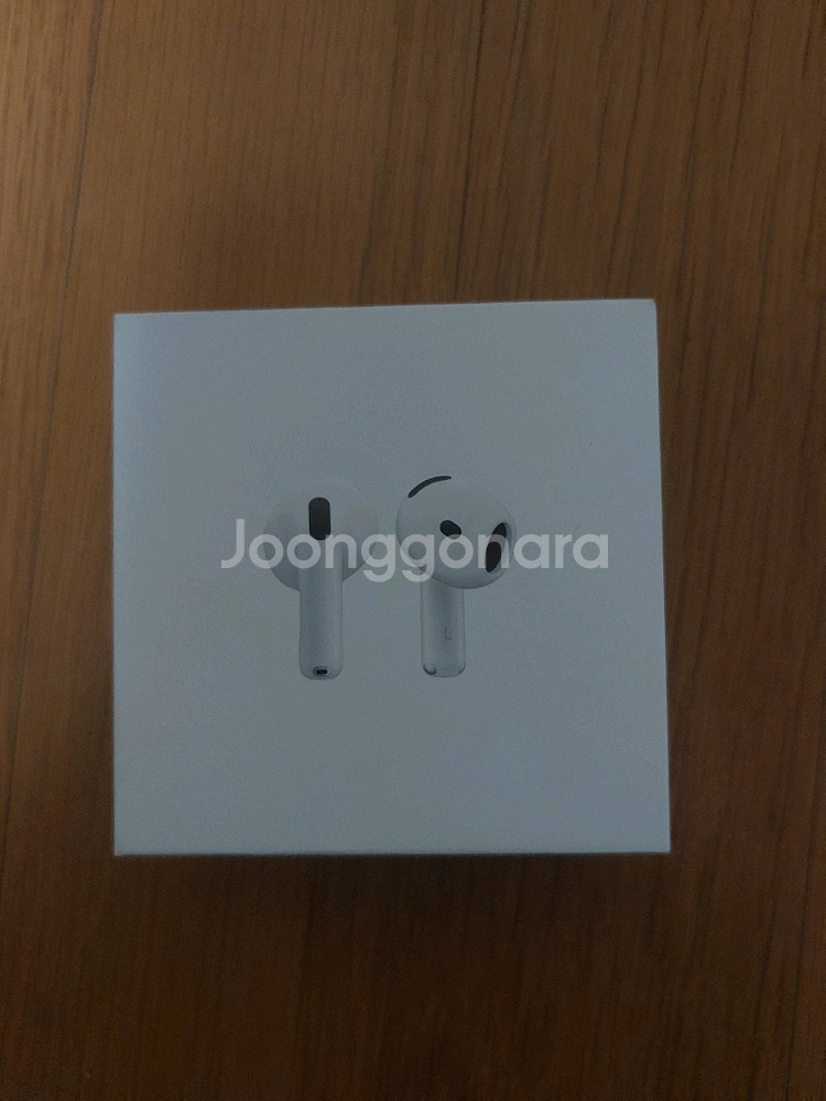 에어팟4세대 기본형 팝니다(노캔x).새상품 미개봉--0