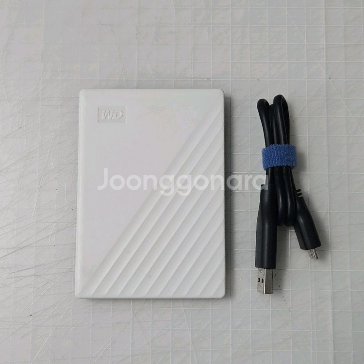 WD My Passport 2T 2.5인치 외장하드--0