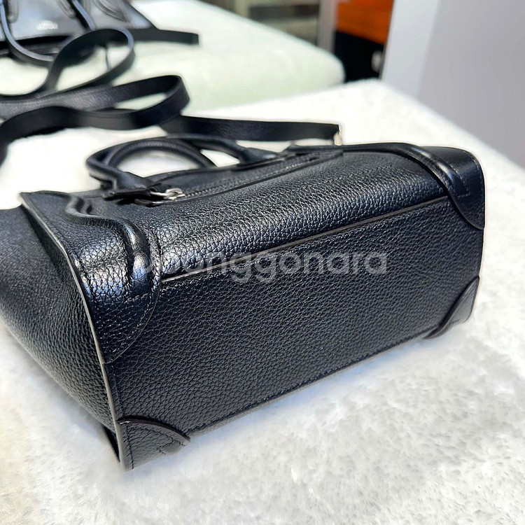 셀린느 러기지백 나노 블랙-H102802--2