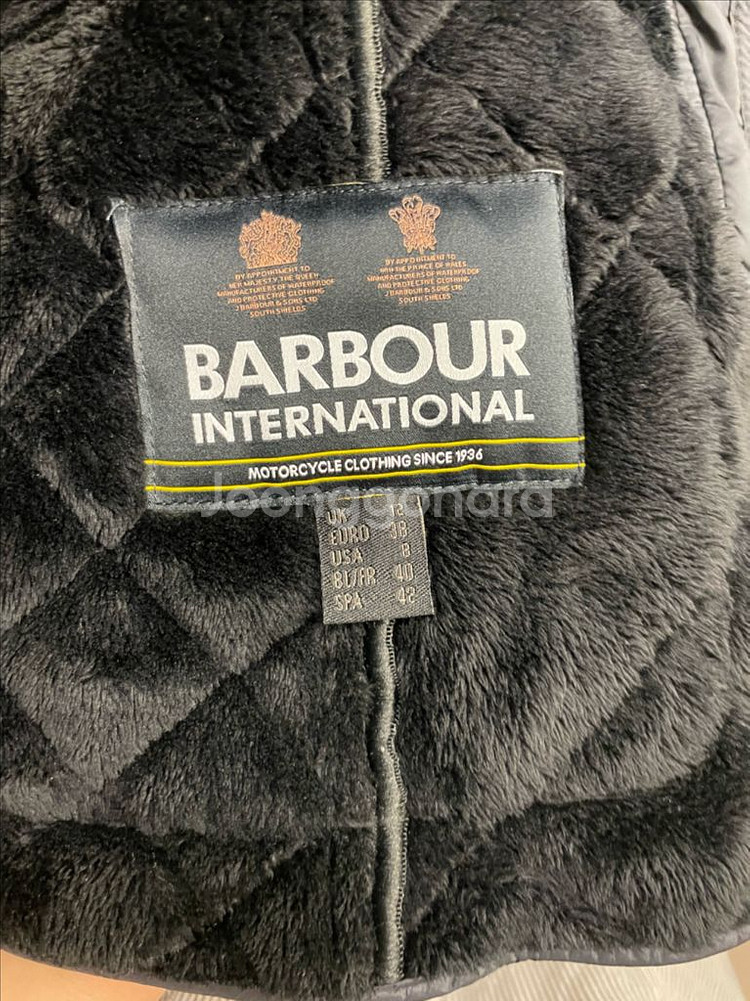 바버 인터내셔널 퀼팅 자켓 여성용 경량패딩--10