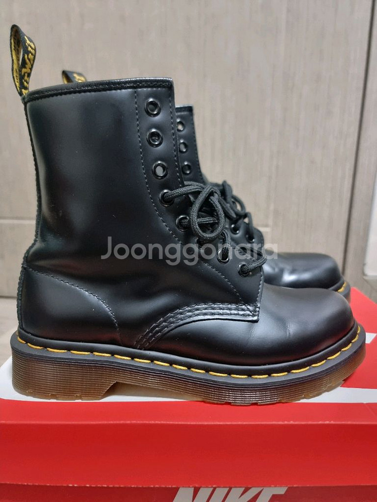 택포)닥터마틴 8홀 1460 230 사이즈--1