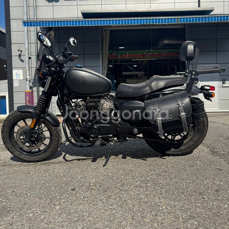 신차급 아퀼라300 24년형 준튜닝 바이크 판매합니다--5