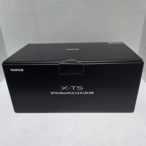 후지필름 X-T5 + 16-50 KIT 미개봉 팝니다.