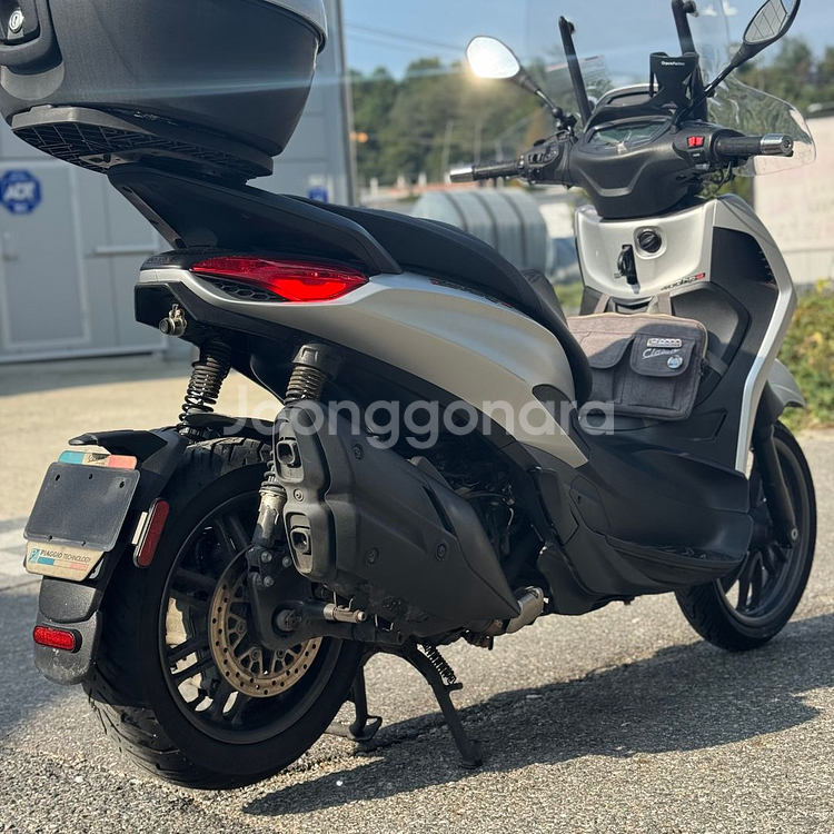 비버리400s 23년식 2채널 블박 출퇴근용 판매합니다--2