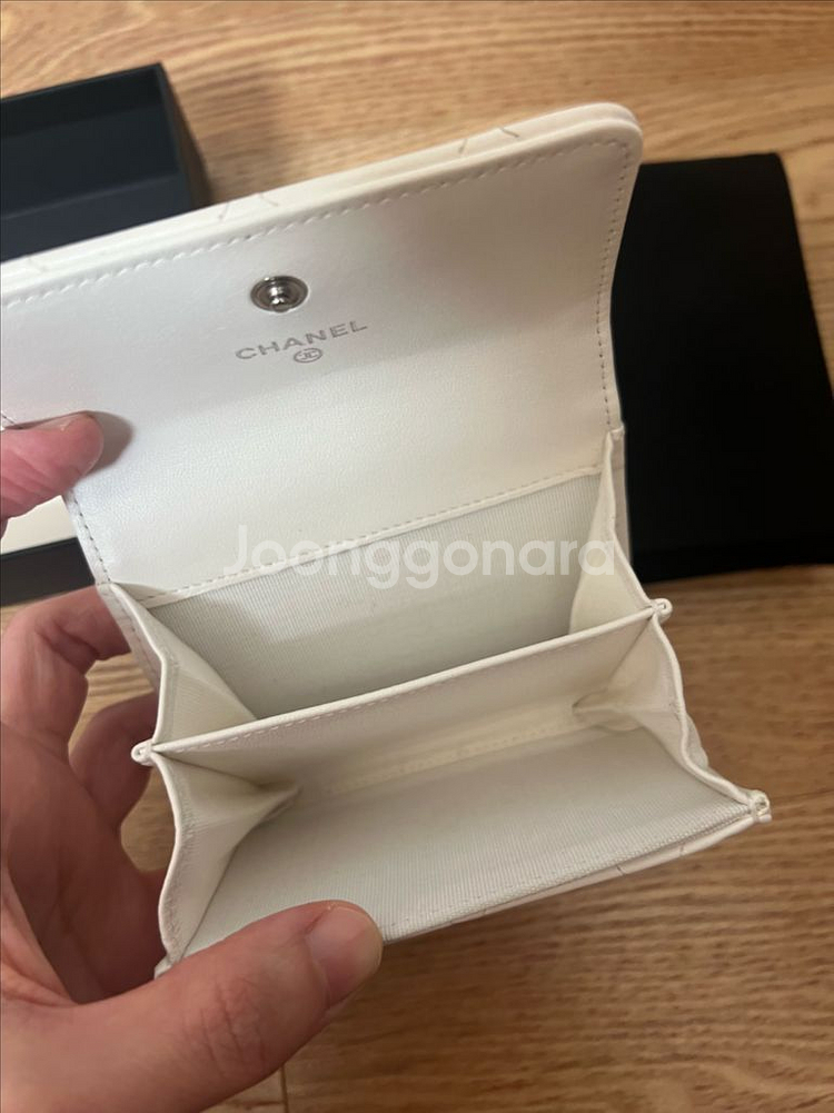 샤넬 플랩 카드홀더 램스킨 화이트--3