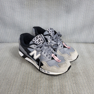 뉴발란스 660 운동화 240