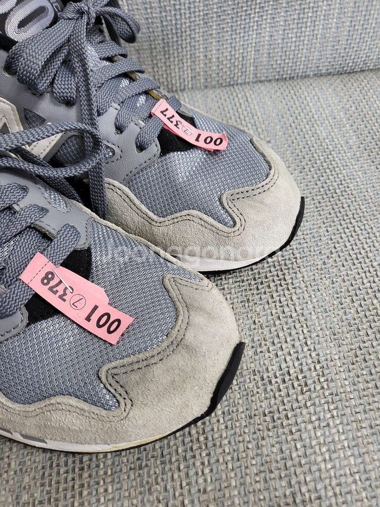 뉴발란스 660 운동화 240--1