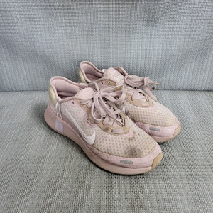 나이키 런닝화 250