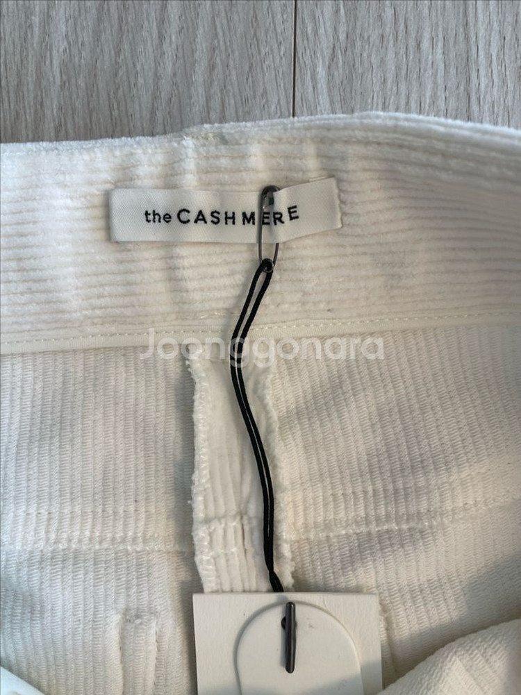 더캐시미어 코듀로이 팬츠--1