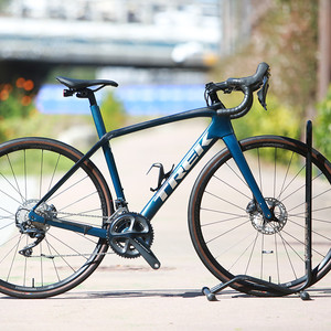 *가격인하*22년 트렉 TREK FX4 카본 M 사이즈 하이브리드