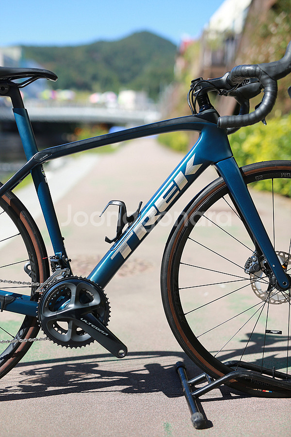 *가격인하*22년 트렉 TREK FX4 카본 M 사이즈 하이브리드--4