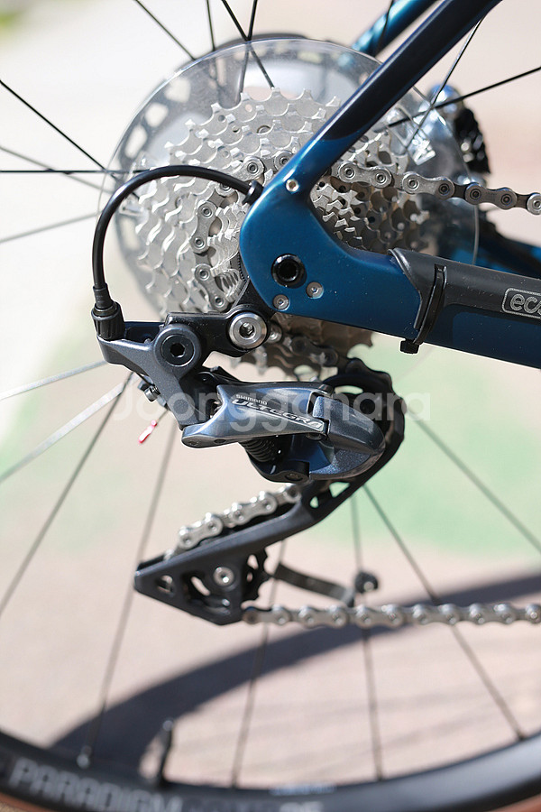 *가격인하*22년 트렉 TREK FX4 카본 M 사이즈 하이브리드--6