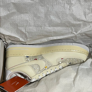 (W) 나이키 에어포스 1 07 LV8 한글날