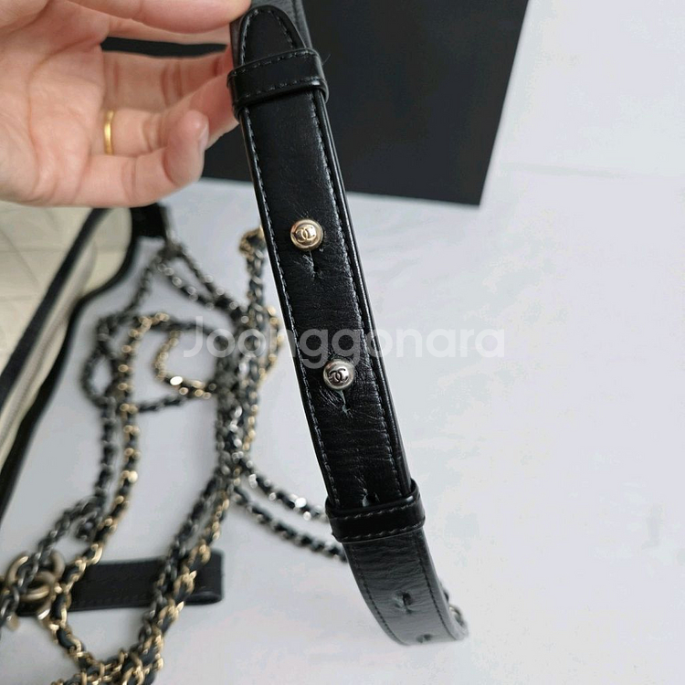 샤넬 가브리엘 호보백 카프스킨--8