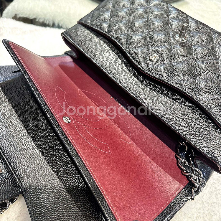 샤넬 클래식 캐비어 플랩백 블랙/은장-H102801--5