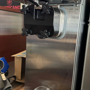 아이스트로 ISI-161TH 소프트 아이스크림 기계