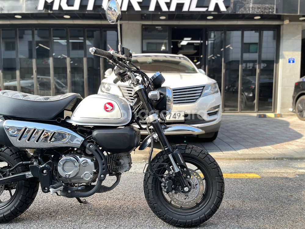 혼다 몽키125 24년식 800km 극신차급 블랙 판매--1