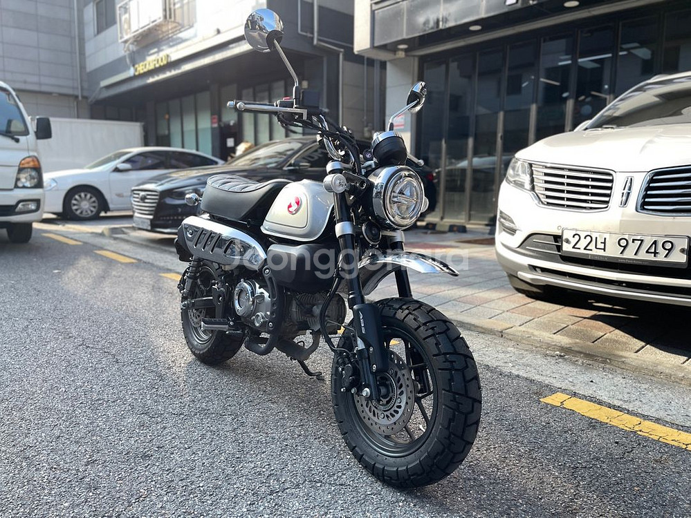 혼다 몽키125 24년식 800km 극신차급 블랙 판매--3