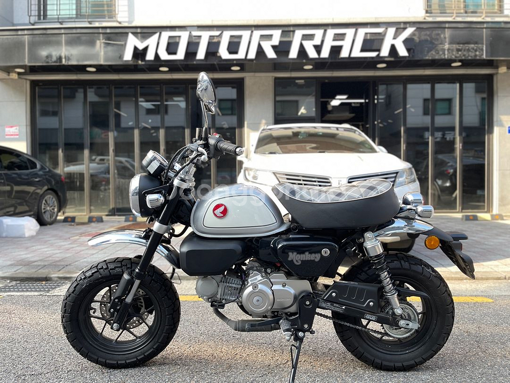 혼다 몽키125 24년식 800km 극신차급 블랙 판매--5