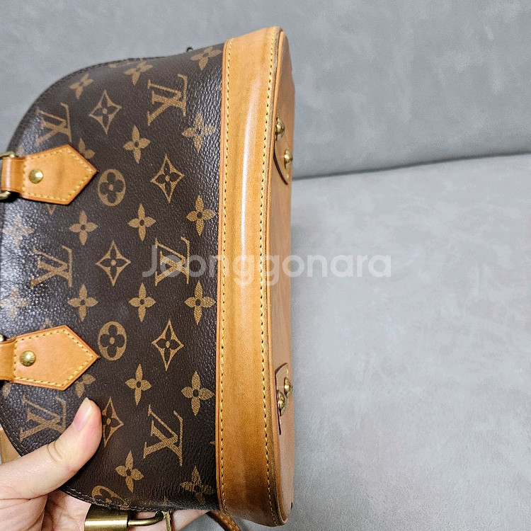 루이비통 알마bb 모노그램--4