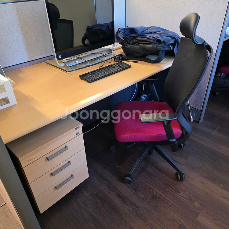 퍼시스 사무용 책상. 서랍. 의자--0