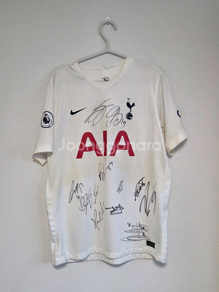 21-22 손흥민 포함 단체 싸인 유니폼--1