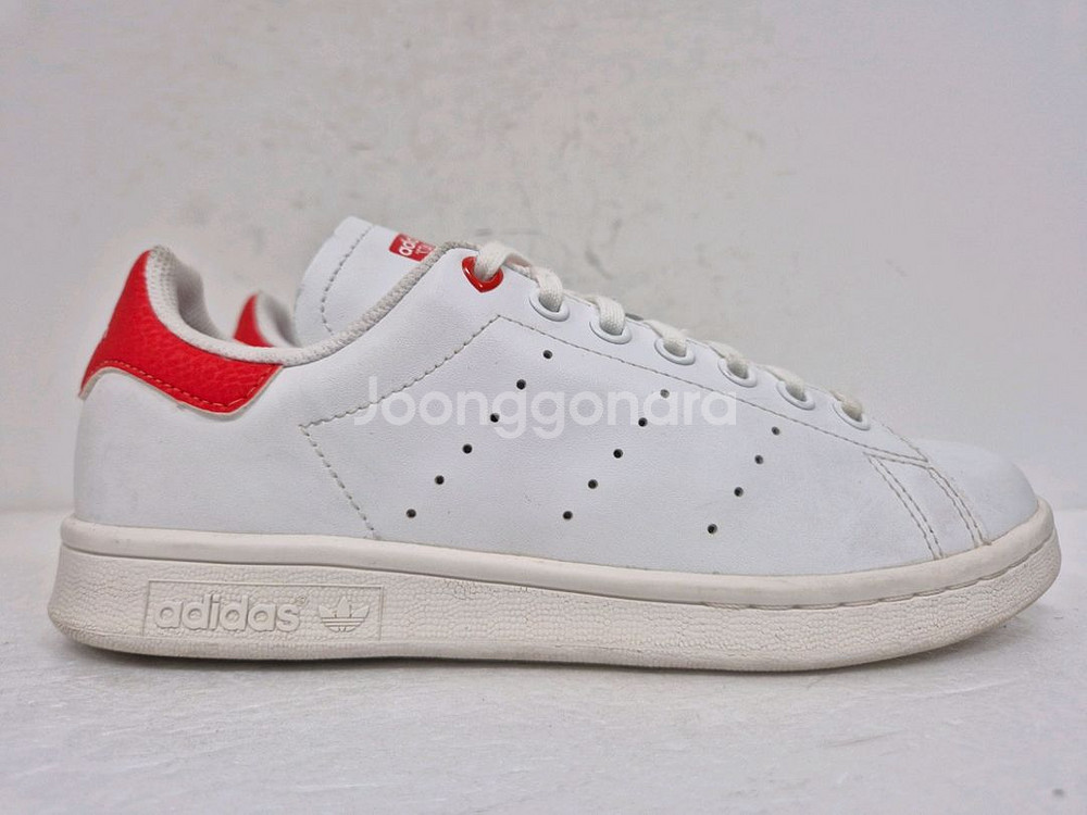 아디다스 여성 스탠스미스 240--0