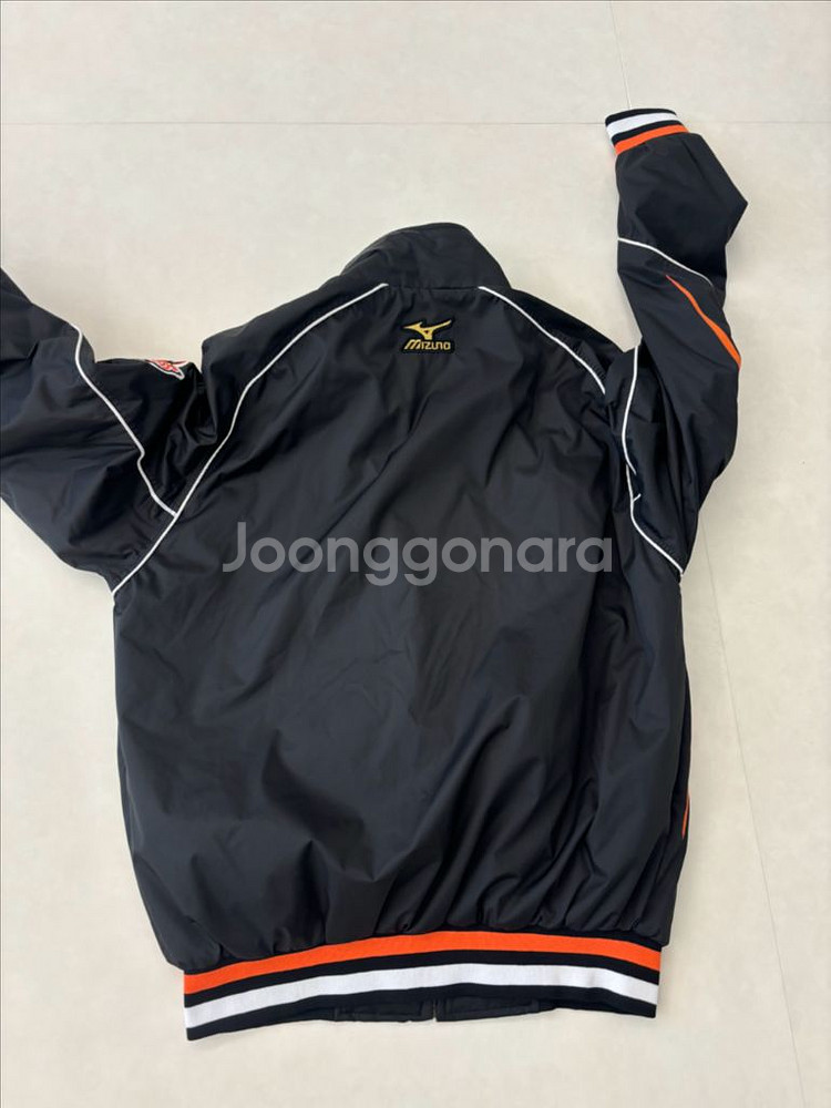 한화이글스 미즈노 어센틱 춘추 점퍼 105--1