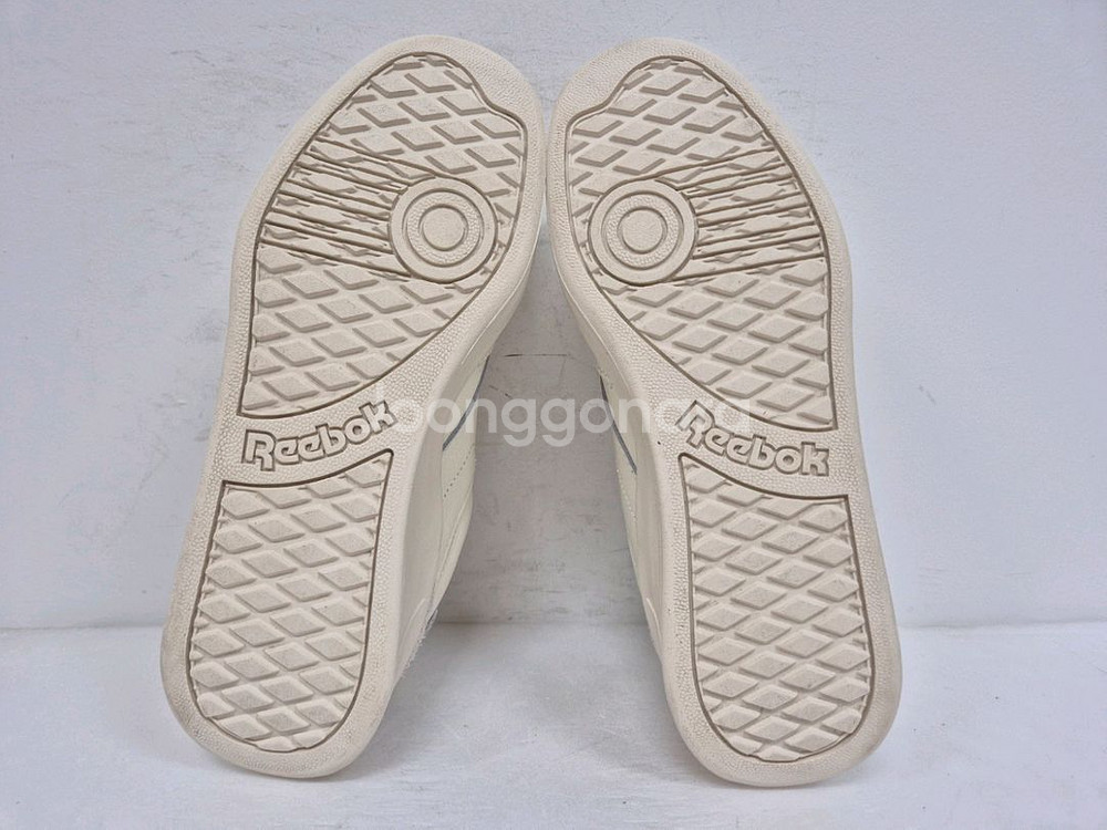 리복 여성 스니커즈 245--6