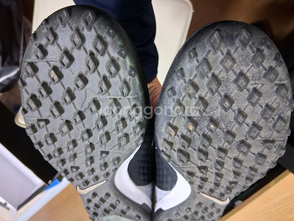 [270] 나이키 줌 하이퍼베놈 피날레 2 tf 풋살화--5