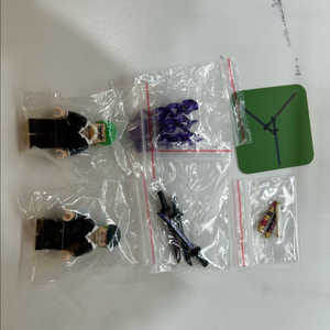 레고 커스텀 필링스 조로 v5 보충팩 포함 판매합니다.