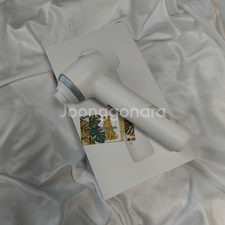 메디큐브 울트라튠 40.68 (최근 구매 거의 새것)--0