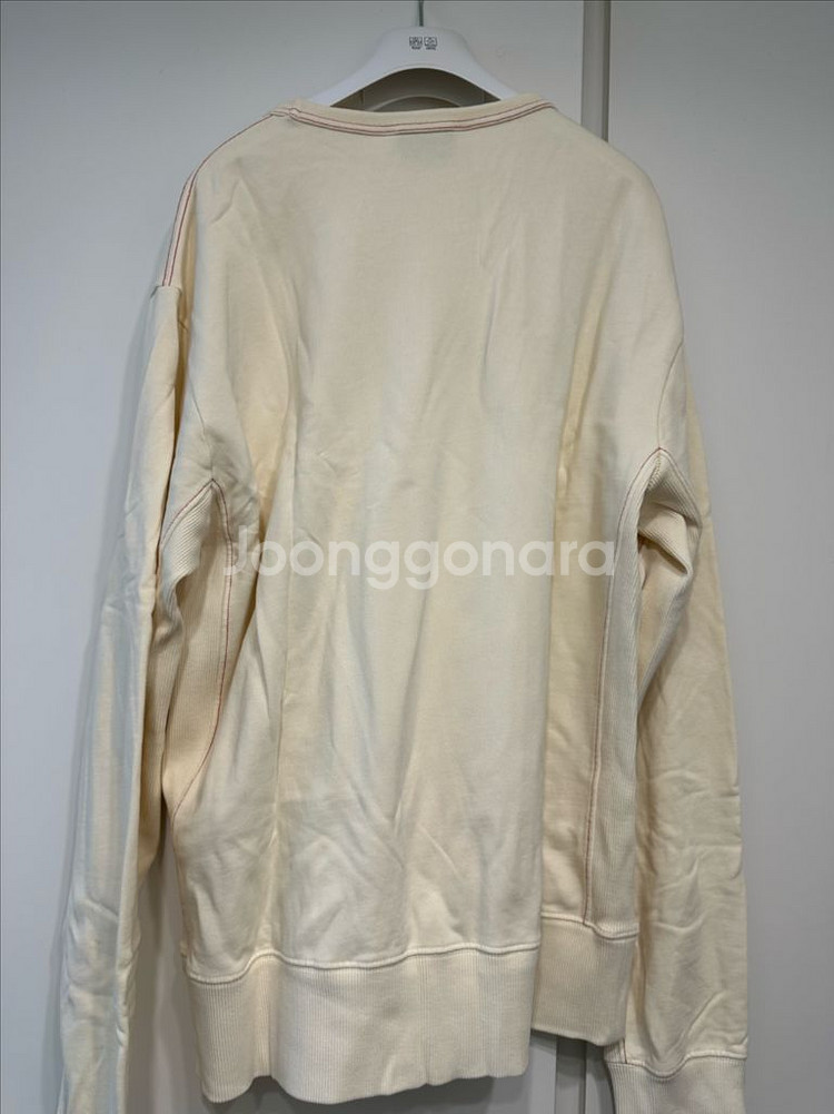 아크네 맨투맨팔아요--4