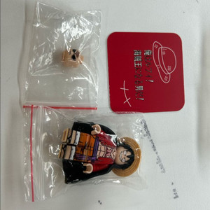 레고 커스텀 필링스 캡틴 루피 판매합니다.