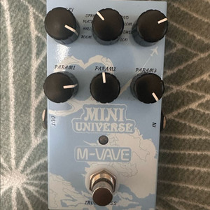 일렉기타 이펙터 MINI UNIVERSE