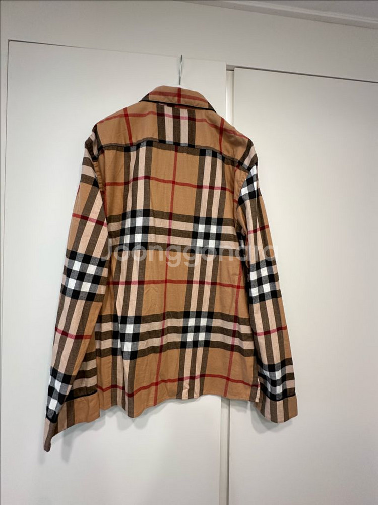 버버리 체크셔츠팔아요--5